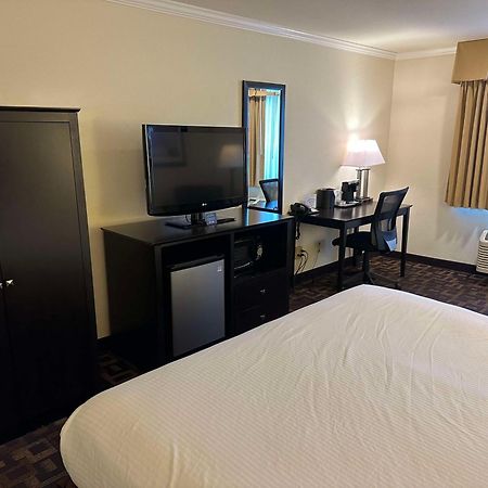 Best Western Plus Inn Of Hayward Eksteriør billede